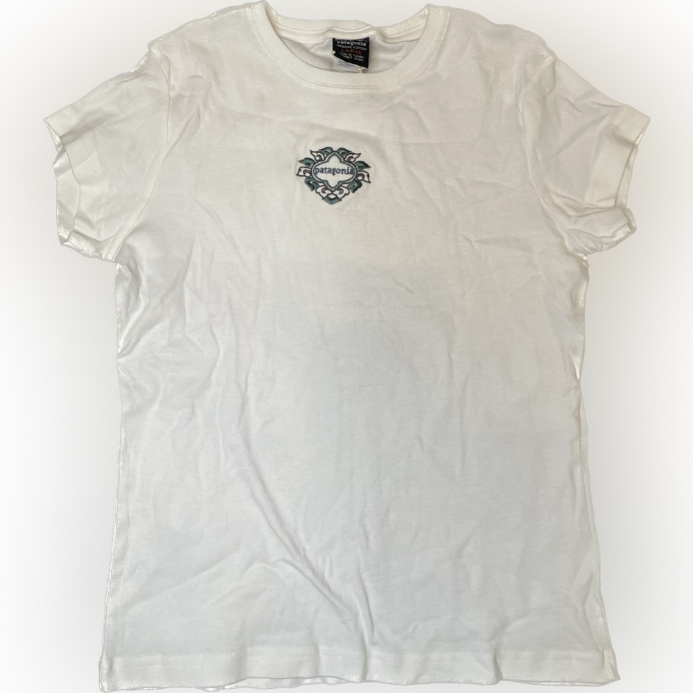 𝅺PATAGONIA Patch Tee